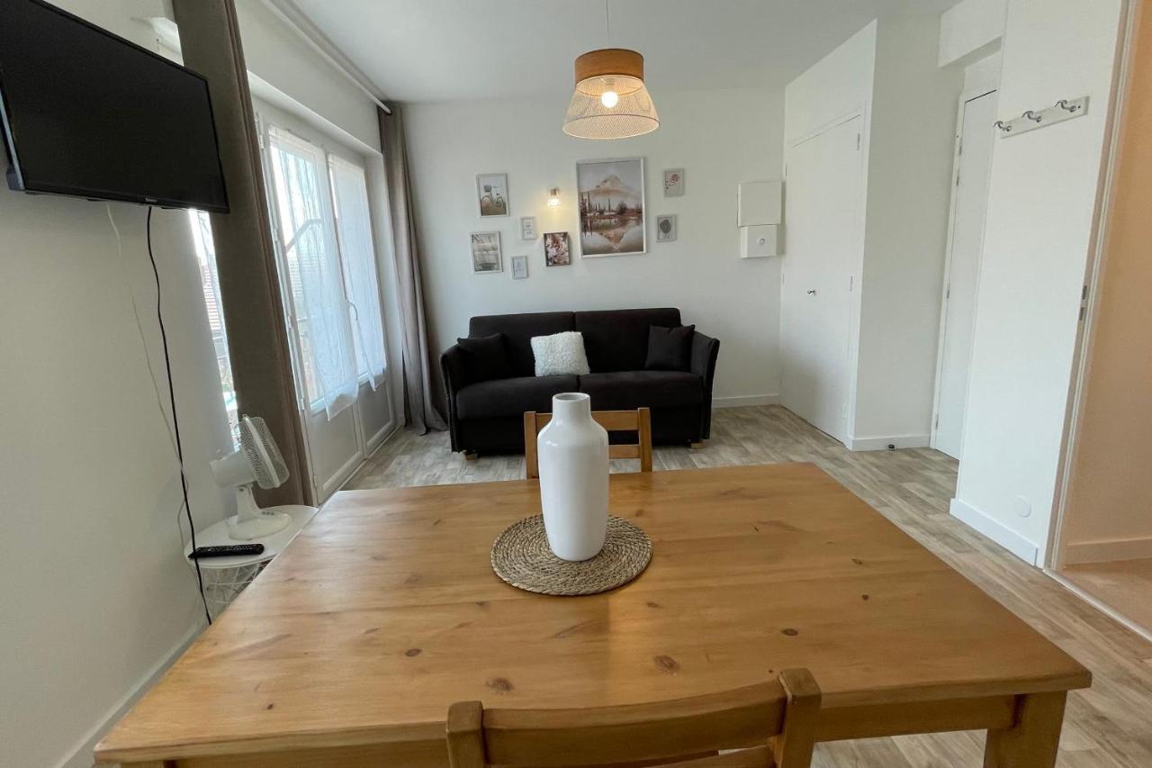 Le Bout Du Lac Studio Renove Avec Balcon Et Vue Sur La Montagne Annecy Ngoại thất bức ảnh