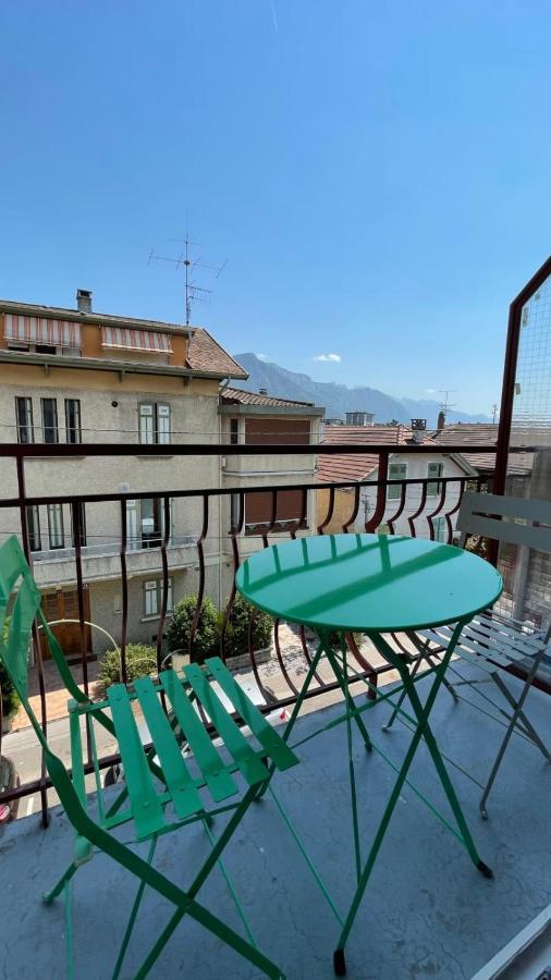 Le Bout Du Lac Studio Renove Avec Balcon Et Vue Sur La Montagne Annecy Ngoại thất bức ảnh